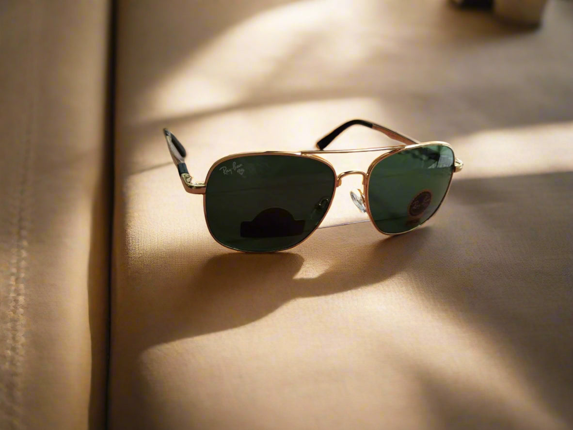Rayban Pilot Aviators [GREEN LENS]