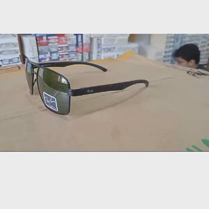 RAYBAN GREEN GLASSES WITH BLACK METAL ALUMINUM FRAME (RB22110 57 13-135)