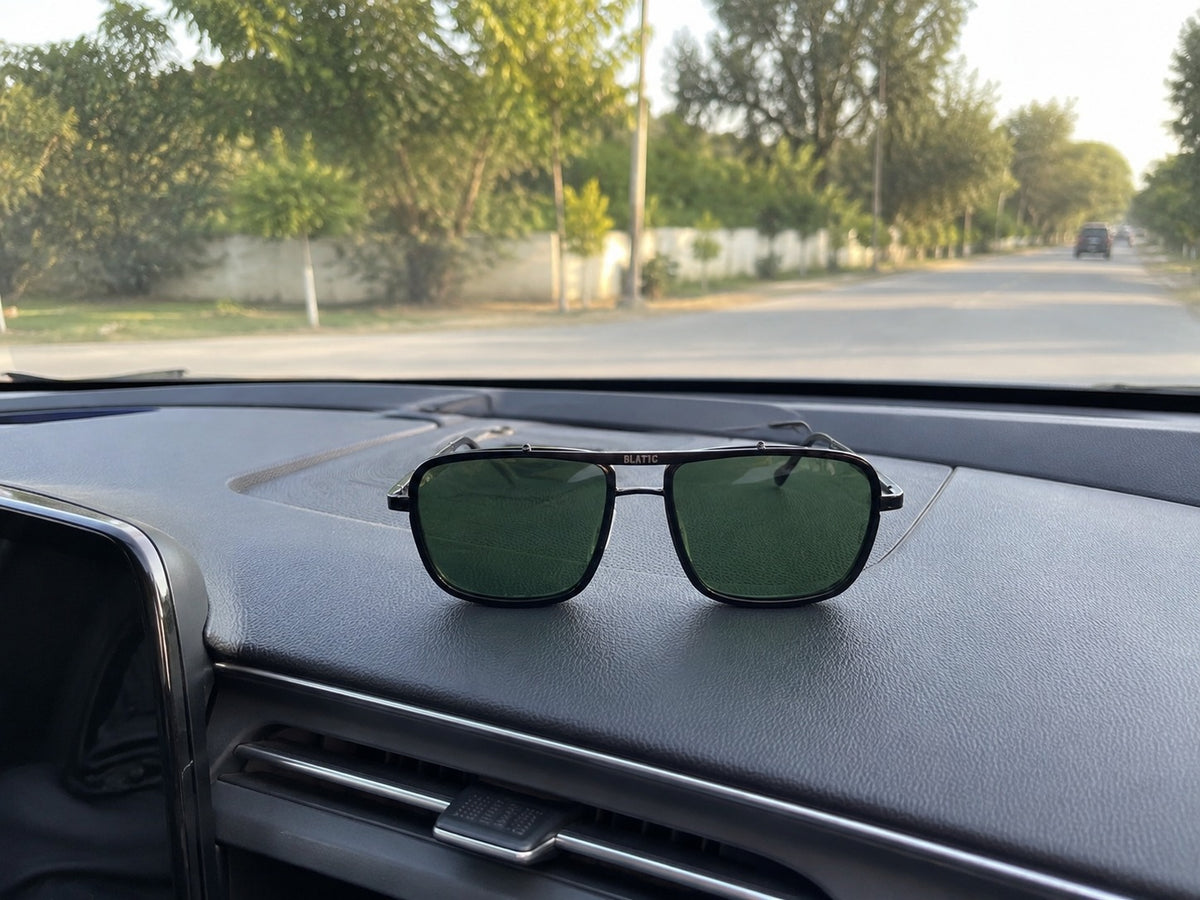 Blatic Square Design + Frame for Optics Black (Black Frame Green Lens)